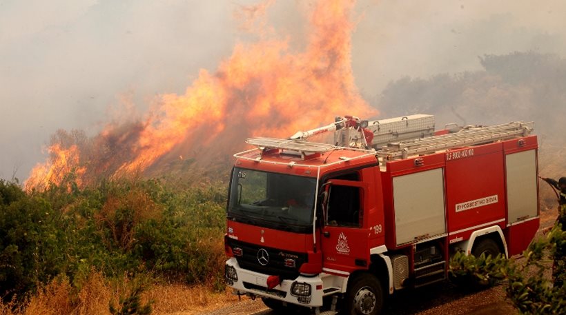 Σε εξέλιξη πυρκαγιές σε Ζάκυνθο και Πάργα – Υψηλός κίνδυνος πυρκαγιάς και αύριο Παρασκευή