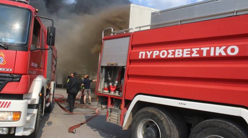 Υπό μερικό έλεγχο έχει τεθεί η φωτιά στη Ζάκυνθο