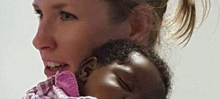 Μισέλ Μπέρτον: Η αστυνομικός που βρήκε τους γονείς του μωρού λιπόθυμους από υπερβολική δόση