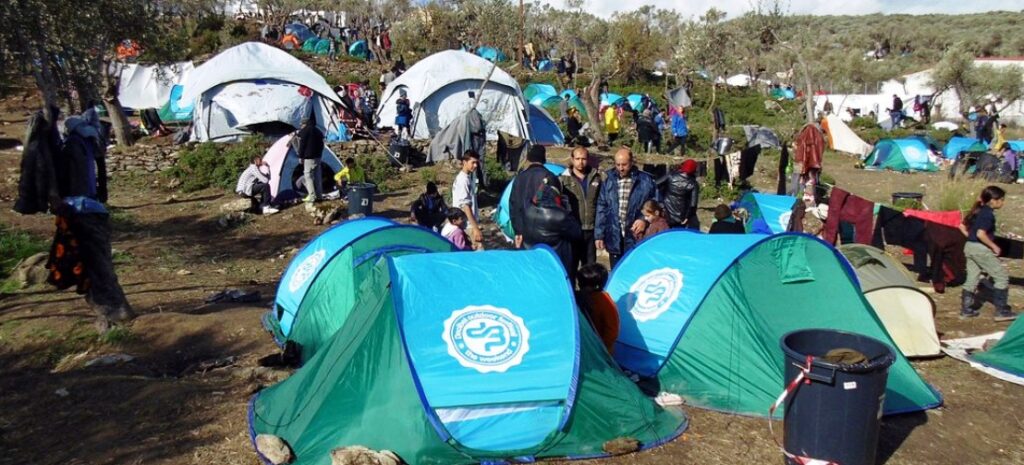 Προ κρίσιμων αποφάσεων για το προσφυγικό η κυβέρνηση: Αυξάνονται τα κρούσματα εξεγέρσεων σε κέντρα παραμονής