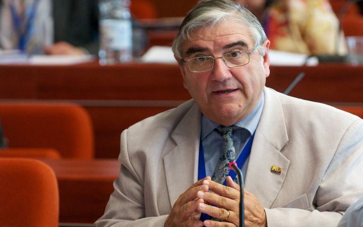 Στην Αθήνα για το προσφυγικό ο πρόεδρος του Κογκρέσου των Τοπικών Αρχών