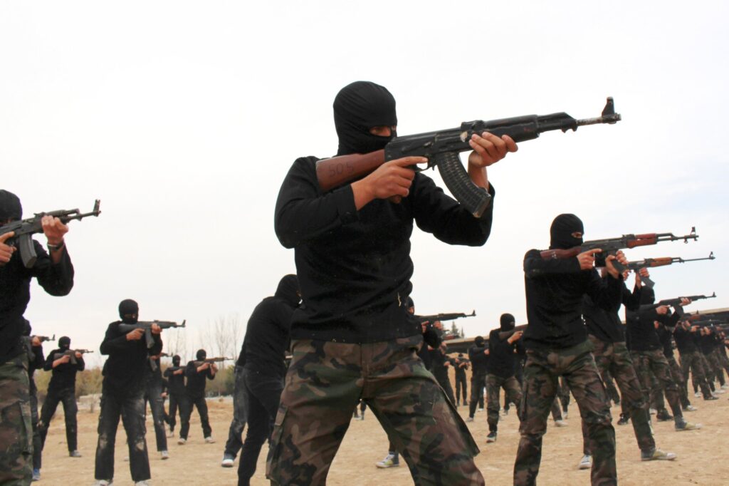 Στη δημοσιότητα νέα στοιχεία για το πώς πέρασαν από την Ελλάδα οι τζιχαντιστές που αιματοκύλισαν το Παρίσι