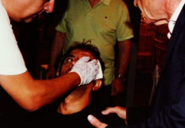 Βίντεο – ντοκουμέντο από την επίθεση των κουκουλοφόρων στην κλήρωση της Football League