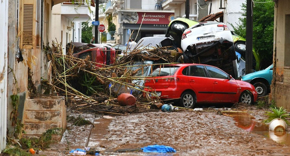 Αγριεύει και πάλι ο καιρός στις πληγείσες περιοχές – Φόβοι για νέες φονικές πλημμύρες