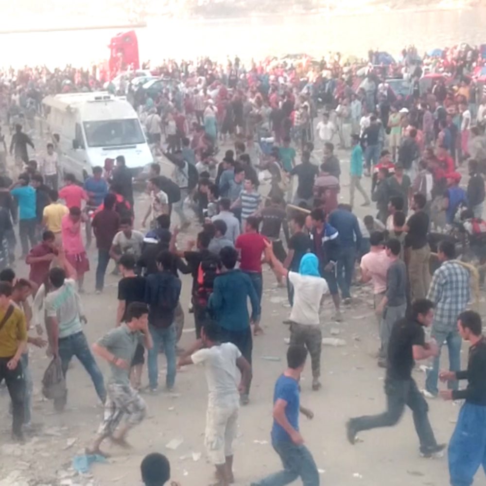 Ξεφεύγει η κατάσταση: Εκτός από τη Χίο νέες ταραχές ξέσπασαν και στη Λέσβο μεταξύ μεταναστών