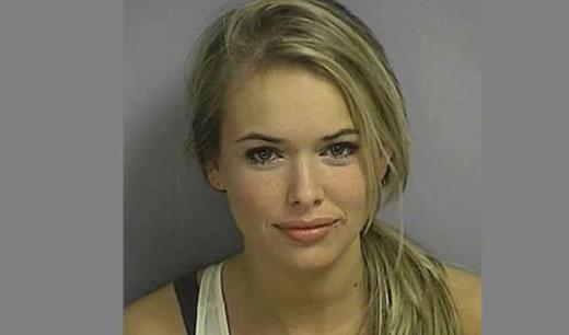 Οι πιο όμορφες γυναίκες που μπήκαν φυλακή και έγιναν διάσημες (φωτό)