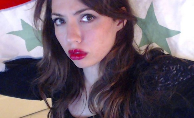 Η SyrianGirl για την επίθεση στην Deir el-Zor: «Ήταν επίθεση για να βοηθηθεί η ISIS»