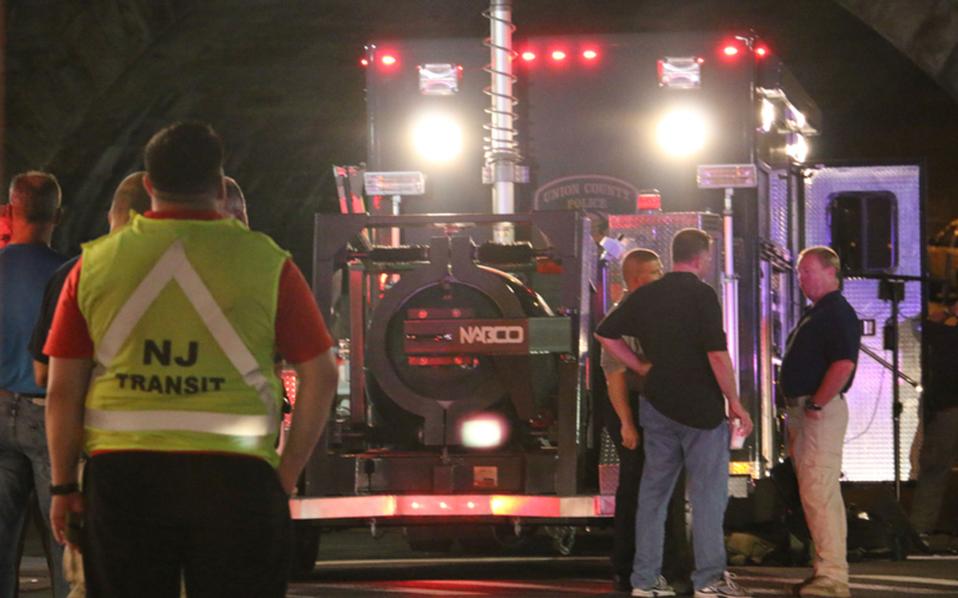 Το FBI επιβεβαιώνει ότι το δέμα έξω από το σταθμό περιείχε εκρηκτικούς μηχανισμούς