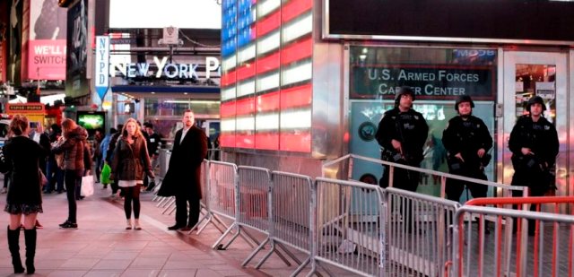 Νέα Υόρκη: Αύξηση στις περιπολίες και στις δυνάμεις ασφαλείας μετά τις βομβιστικές εκρήξεις