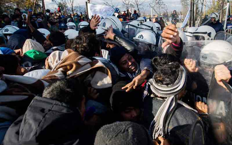 Σε αναζήτηση πλοίου για τους αλλοδαπούς στη Λέσβο: Προκηρύσσεται νέος διαγωνισμός