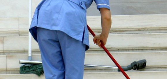 Λάρισα: Καθαρίστρια με πλαστό απολυτήριο Δημοτικού καταδικάστηκε σε 15 χρόνια κάθειρξη