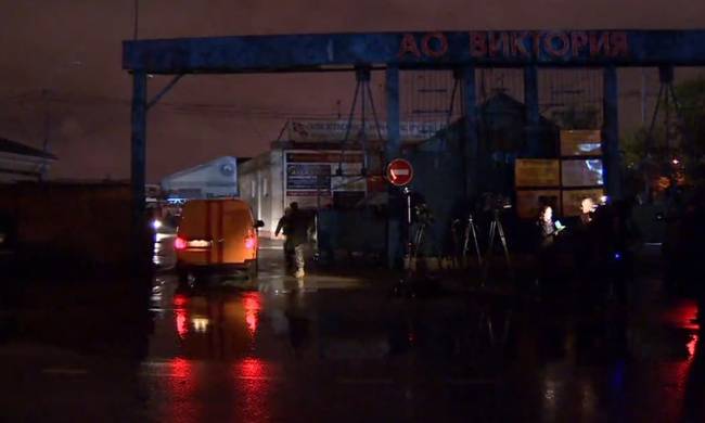 Μεγάλη φωτιά σε αποθήκη στη Μόσχα – Αγνοούνται επτά πυροσβέστες (φωτό)