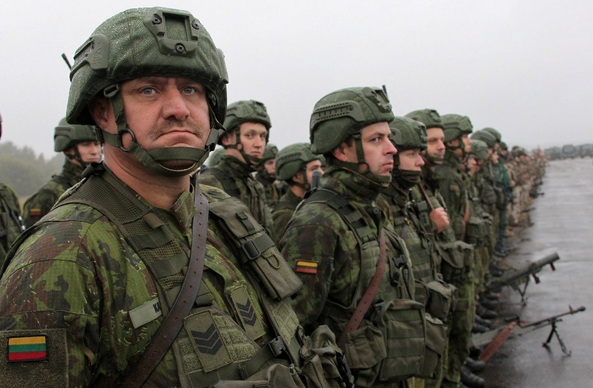 Πάνε «γυρεύοντας»: Ασκήσεις από τις Βαλτικές Δημοκρατίες κοντά στα σύνορα με τη Ρωσία