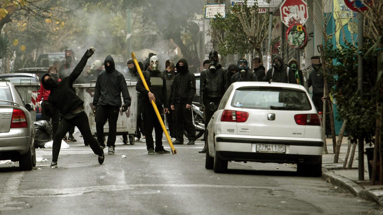 Έκθεση της ΕΛΑΣ για τους «μπαχαλάκηδες» των Εξαρχείων: «Εκτελούν εντολές ποινικών»