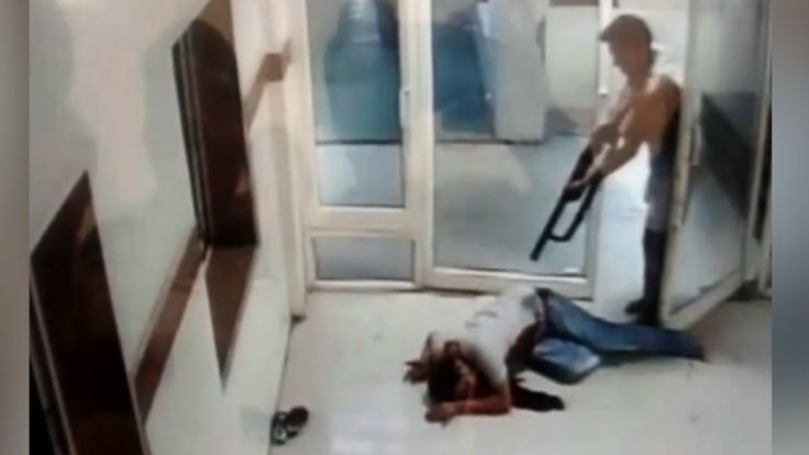 10 άγριες δολοφονίες που καταγράφηκαν από κάμερες (βίντεο)