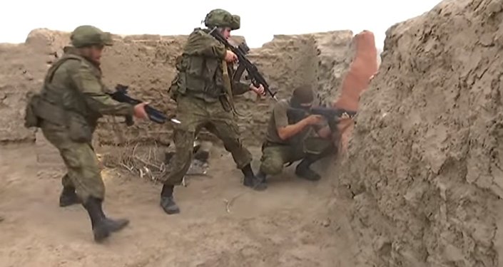 Eντυπωσιακά πλάνα από την κοινή άσκηση Ρωσία-Ινδίας [βίντεο]