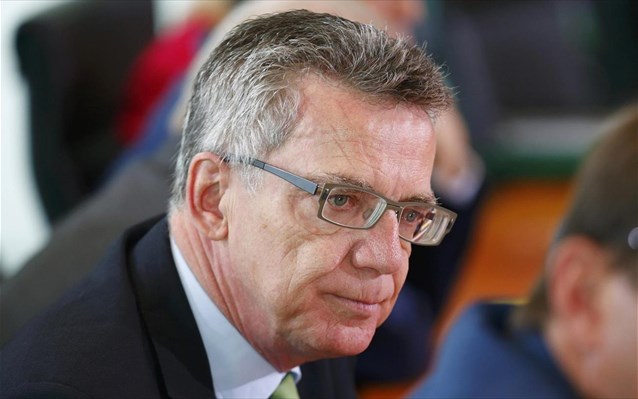 Ντε Μεζιέρ: Για επαναπροώθηση προσφύγων σε Τουρκία και Αίγυπτο μιλά τώρα ο Γερμανός ΥΠΕΣ