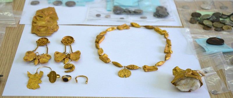 Εξαρθρώθηκε διεθνές κύκλωμα αρχαιοκαπήλων που δρούσε σε όλη την Ελλάδα – Τεράστιοι θησαυροί (εικόνες)