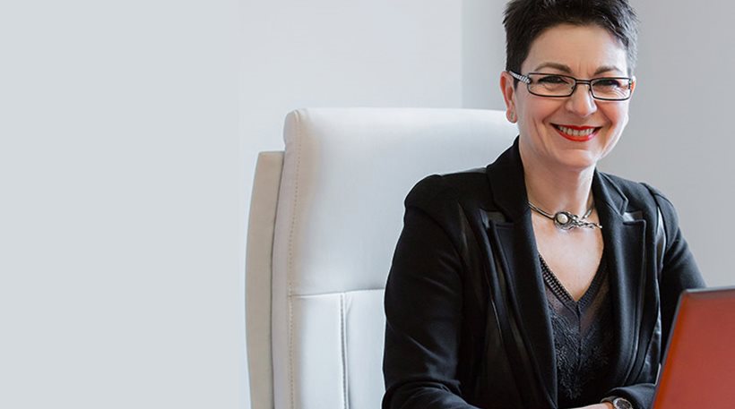 Στον Άρειο Πάγο η Λίνα Νικολοπούλου-Στουρνάρα για την έφοδο στα γραφεία της εταιρείας της