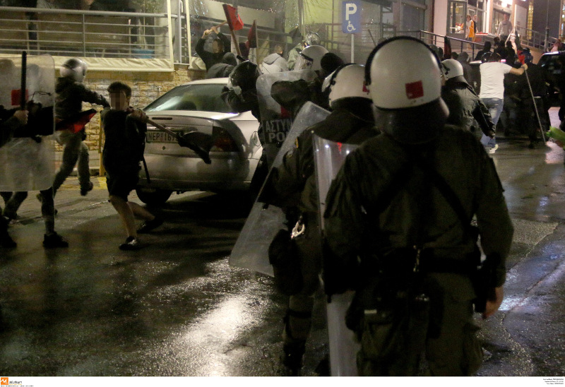 Ωραιόκαστρο: Ένταση μεταξύ αναρχικών και εθνικιστών μετά την ολοκλήρωση των συγκεντρώσεων (φωτό)