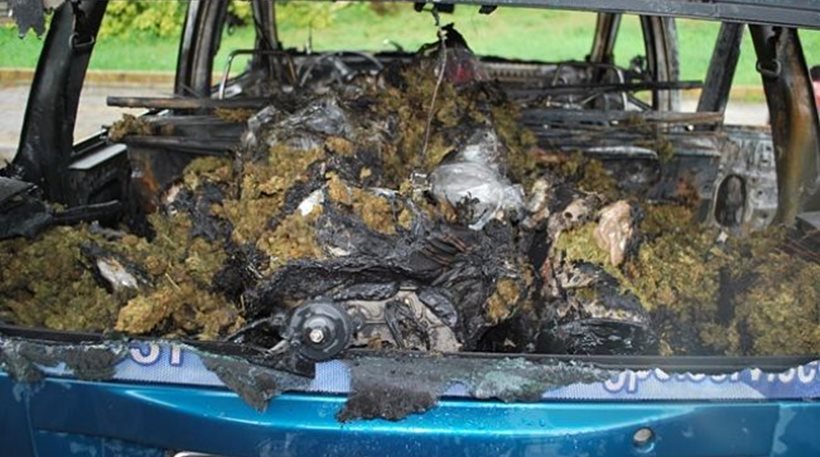 Θεσπρωτία: Πολωνός μεταφορέας προσπάθησε να κάψει 83 κιλά χασίς