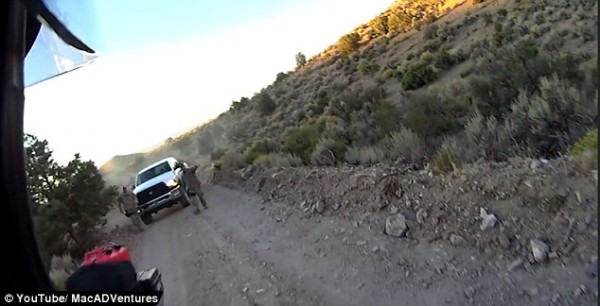 ΗΠΑ: Ήθελαν να μπουν από «μυστική είσοδο» στην περίφημη «Περιοχή 51» αλλά … (φωτό, βίντεο)