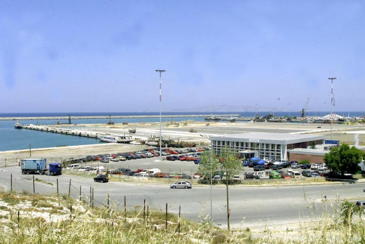 Κρήτη: Πλήθος παραβάσεων στο πλοίο «IVAN» διαπίστωσαν οι λιμενικοί