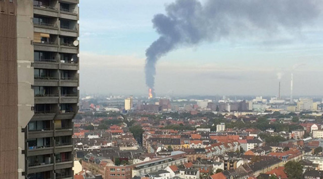 Γερμανία: Φωτιά έχει ξεσπάσει στις εγκαταστάσεις της BASF – 4 τραυματίες (βίντεο)