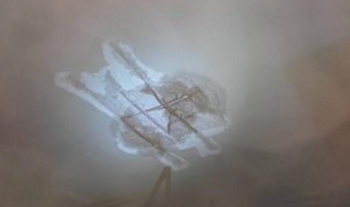 Βόλος: Κεραυνός χτύπησε πολυκατοικία – Πετάχτηκαν από τα κρεβάτια τους οι ένοικοι (φωτό)