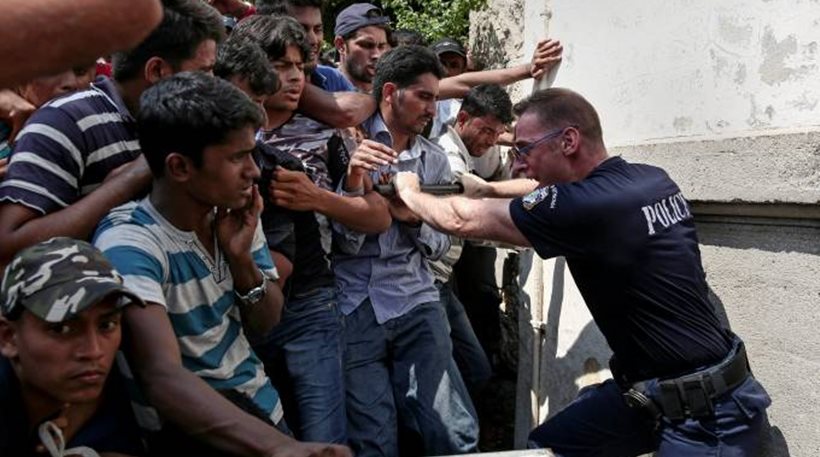 Ξεσηκωμός Αφγανών στο κέντρο φιλοξενίας στη Σάμο- Επεισόδια και πετροπόλεμος