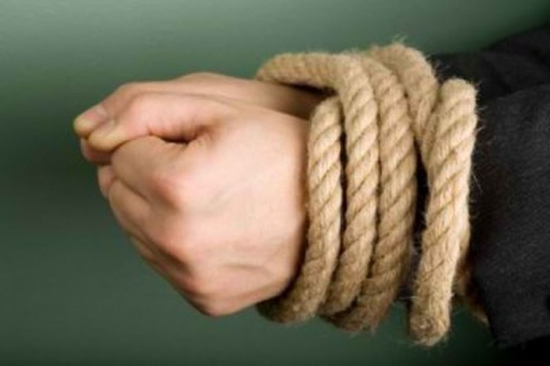 Κιλκίς: Απήγαγαν νεαρό για να του πάρουν μερικά ψιλά και το κινητό