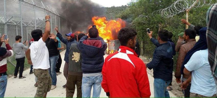 Επτά μετανάστες υποκίνησαν τα χθεσινά επεισόδια στο κέντρο φιλοξενίας στη Μόρια