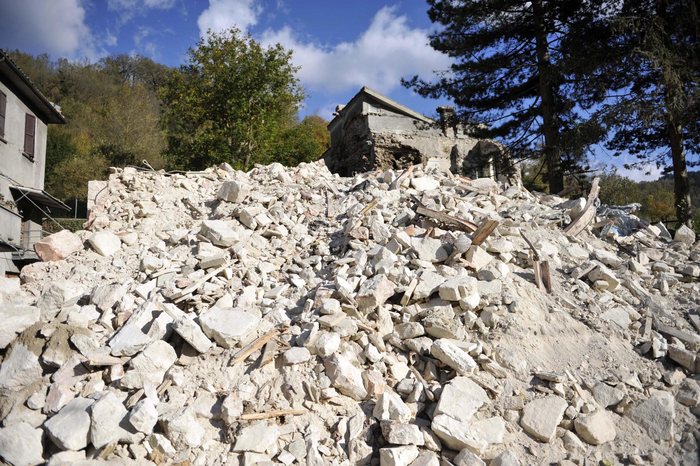 Κεντρική Ιταλία: Φόβος και απόγνωση των κατοίκων από τους συνεχόμενους σεισμούς (φωτό, βίντεο)