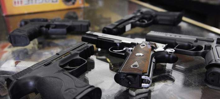 Κρήτη: Εντοπίστηκε 52χρονη με περίστροφα, κυνηγετικά όπλα και χιλιάδες σφαίρες στην κατοχή της