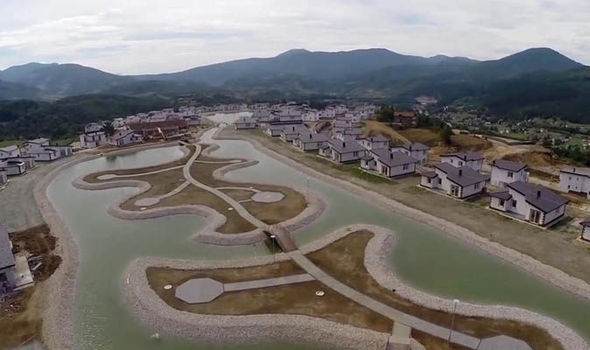 Βοσνία-Ερζεγοβίνη: Σαουδάραβες σεΐχηδες αγοράζουν ολόκληρη πόλη όπου θα επιτρέπεται να ζουν μόνο μουσουλμάνοι (φωτό)