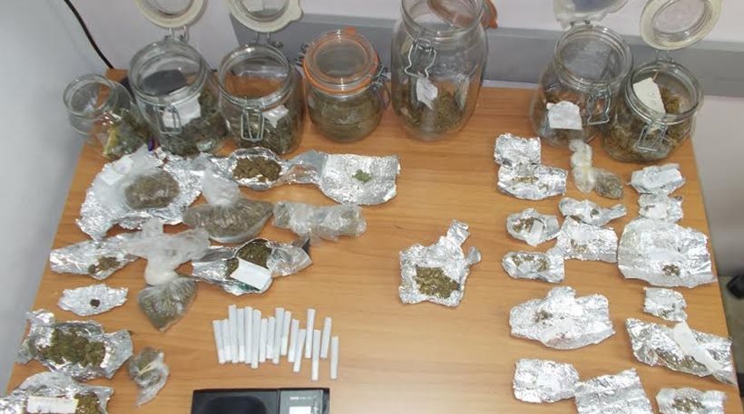 Κιλκίς: 53χρονος είχε γεμίσει… βάζα διαφόρων διαστάσεων με χασίς