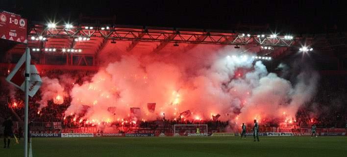 Μαχαιρώθηκε οπαδός έξω από το Καραϊσκάκη