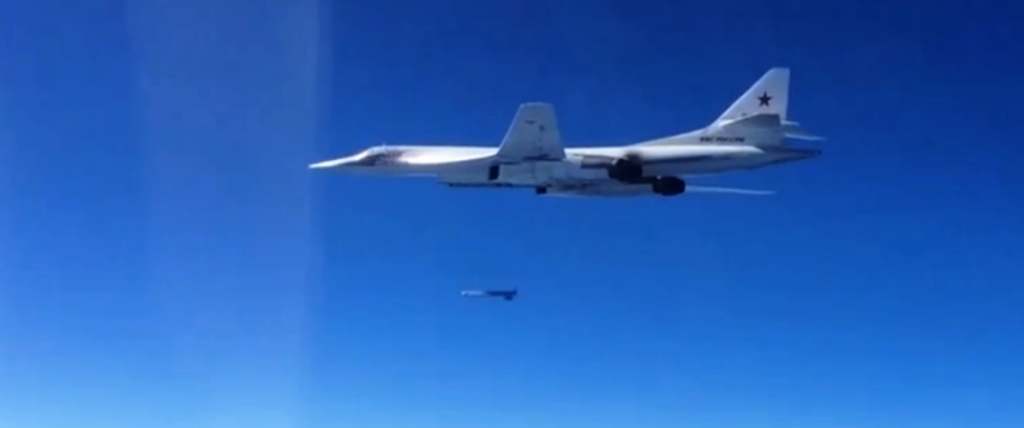 Ρωσικά στρατηγικά Tu-160 φορτώνονται στην ΑΒ Engels για το Χαλέπι: Η μεγαλύτερη ρωσική στρατιωτική επιχείρηση μετά τον Β’ΠΠ ξεκίνησε