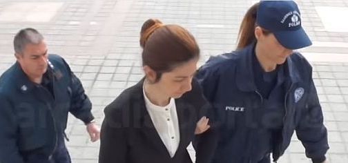 Ένταση στην δίκη της «Μαύρης Χήρας» στην Τρίπολη – «Να πάτε να πνιγείτε» (βίντεο)