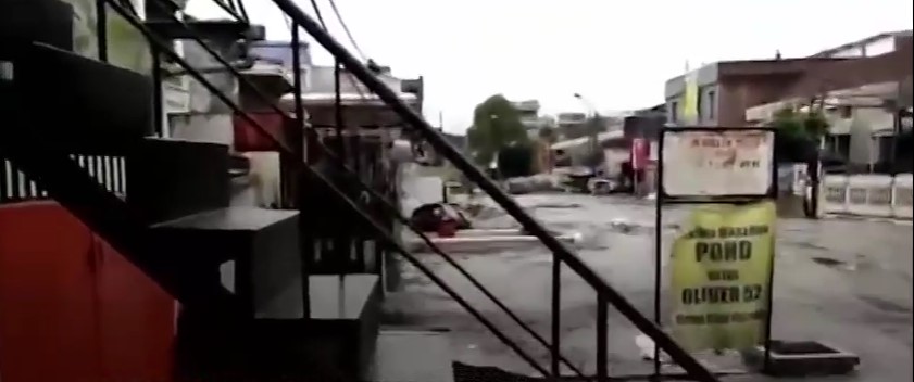 Ινδονησία: Χάθηκαν από τις πλημμύρες χιλιάδες σπίτια και εγκαταλείφθηκαν άμεσα (βίντεο)