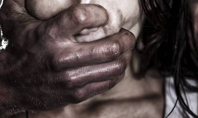 Φθιώτιδα: Τραγικό περιστατικό με βιασμό νεαρής κοπέλας – Αναζητούνται οι δράστες