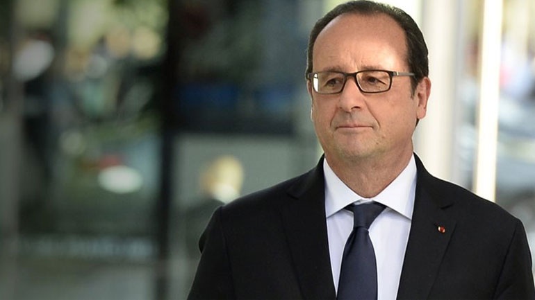 Εισαγγελέας ερευνά αν ο Ολάντ παραβίασε την εθνική ασφάλεια αφήνοντας απόρρητα έγγραφα στο γραφείο του