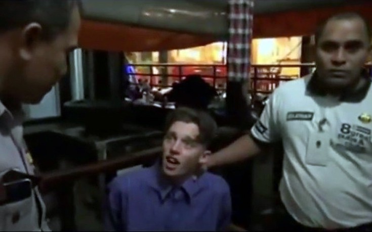 «Εξπρές του Μεσονυχτίου» για 18χρονο που συνελήφθη στο Μπαλί για κατοχή ναρκωτικών (βίντεο)