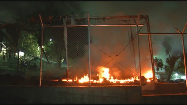 ΕΛ.ΑΣ: Παραβατικοί μετανάστες κυρίως Αφρικανοί πίσω από τις φωτιές στη Μόρια