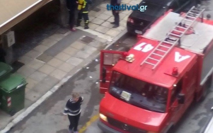 Θεσσαλονίκη: Φωτιά σε διαμέρισμα 2oυ ορόφου στο κέντρο