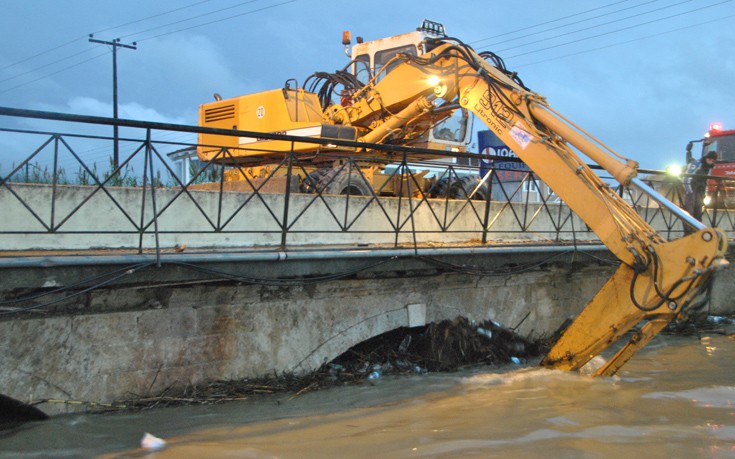 Ζάκυνθος: Τεράστιες καταστροφές και ένας νεκρός ο απολογισμός της θεομηνίας (φωτό, βίντεο)