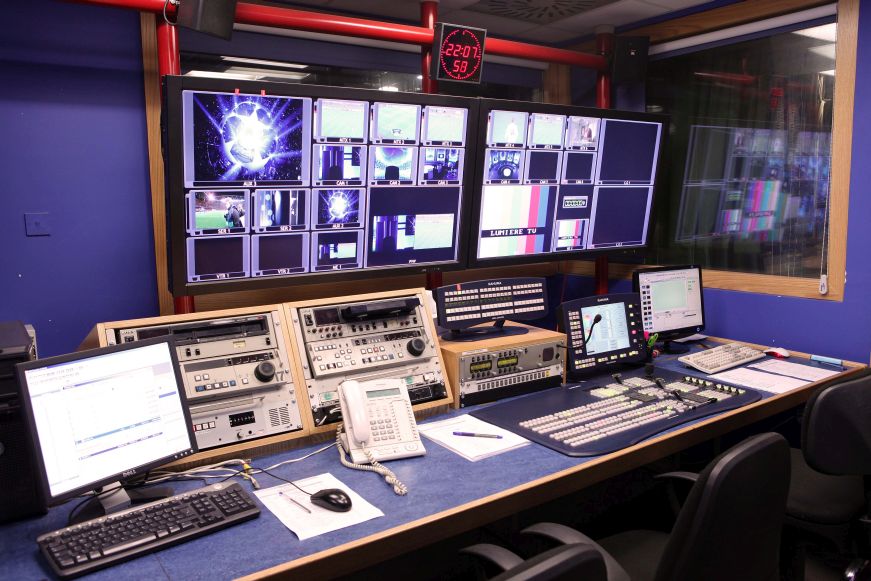 Συμβολική κατάληψη περιφερειακού τηλεοπτικού σταθμού από αναρχικούς