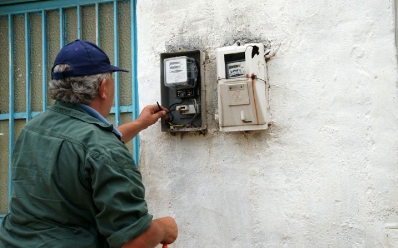Δράμα και Πέλλα: Συνελήφθη σπείρα που προσποιούνταν υπαλλήλους της ΔΕΗ για να ξαφρίζει ηλικιωμένους