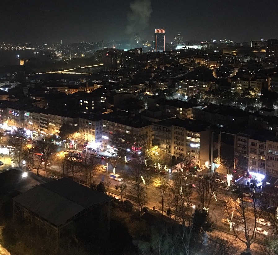 ΕΚΤΑΚΤΟ: Σφαγή στην Κωνσταντινούπολη – Στους 38 οι νεκροί αστυνομικοί από βομβιστικές επιθέσεις    (upd – βίντεο)