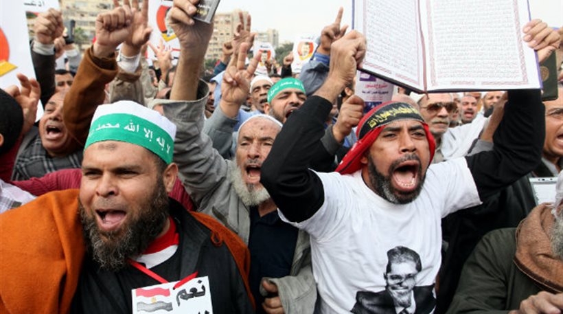 Γερμανία: Αιγύπτια χριστιανή προειδοποιεί τους Γερμανούς για το αληθινό πρόσωπο των ισλαμιστών (βίντεο)